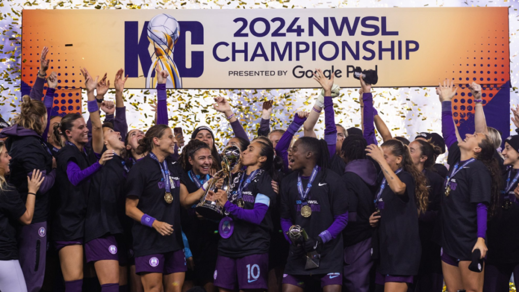 Marta-comemora-titulo-com-o-Orlando-Pride-1024x576 Marta celebra título histórico na NWSL com a presença especial da mãe